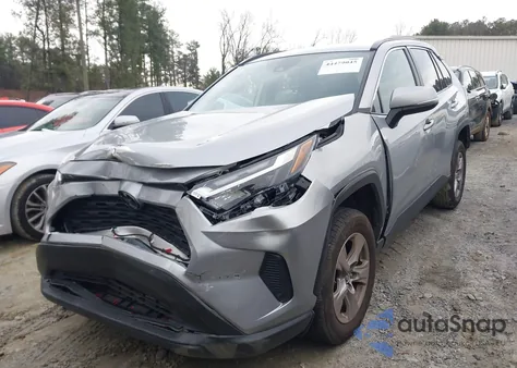 2025 Toyota Rav4 Xle z USA, uszkodzony, nr VIN 2T3W1RFV0SC314987